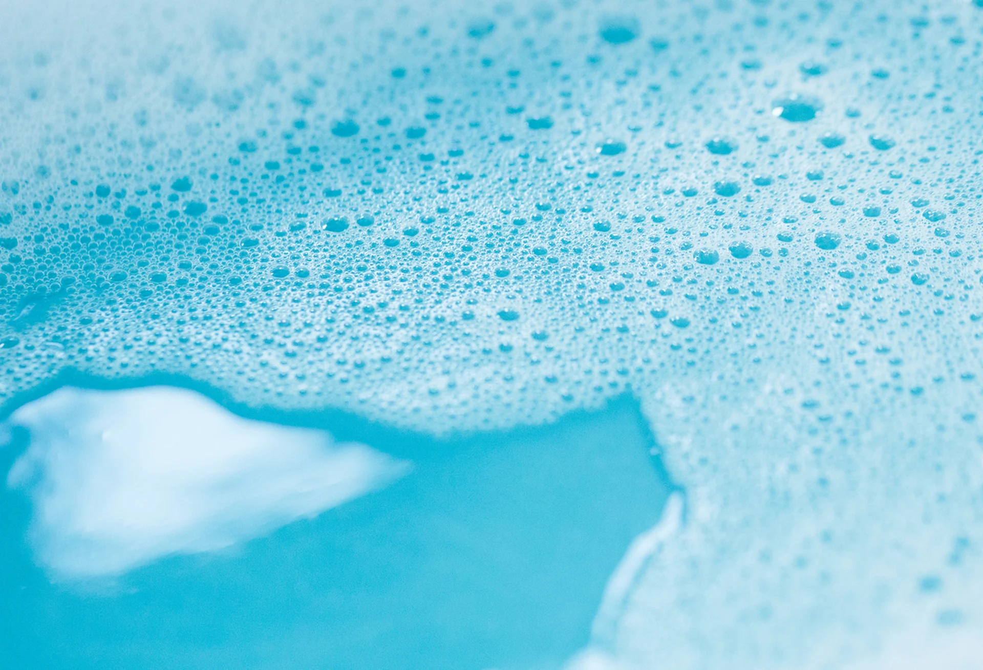 2Blue_skies_hero_web_1_73952a9f