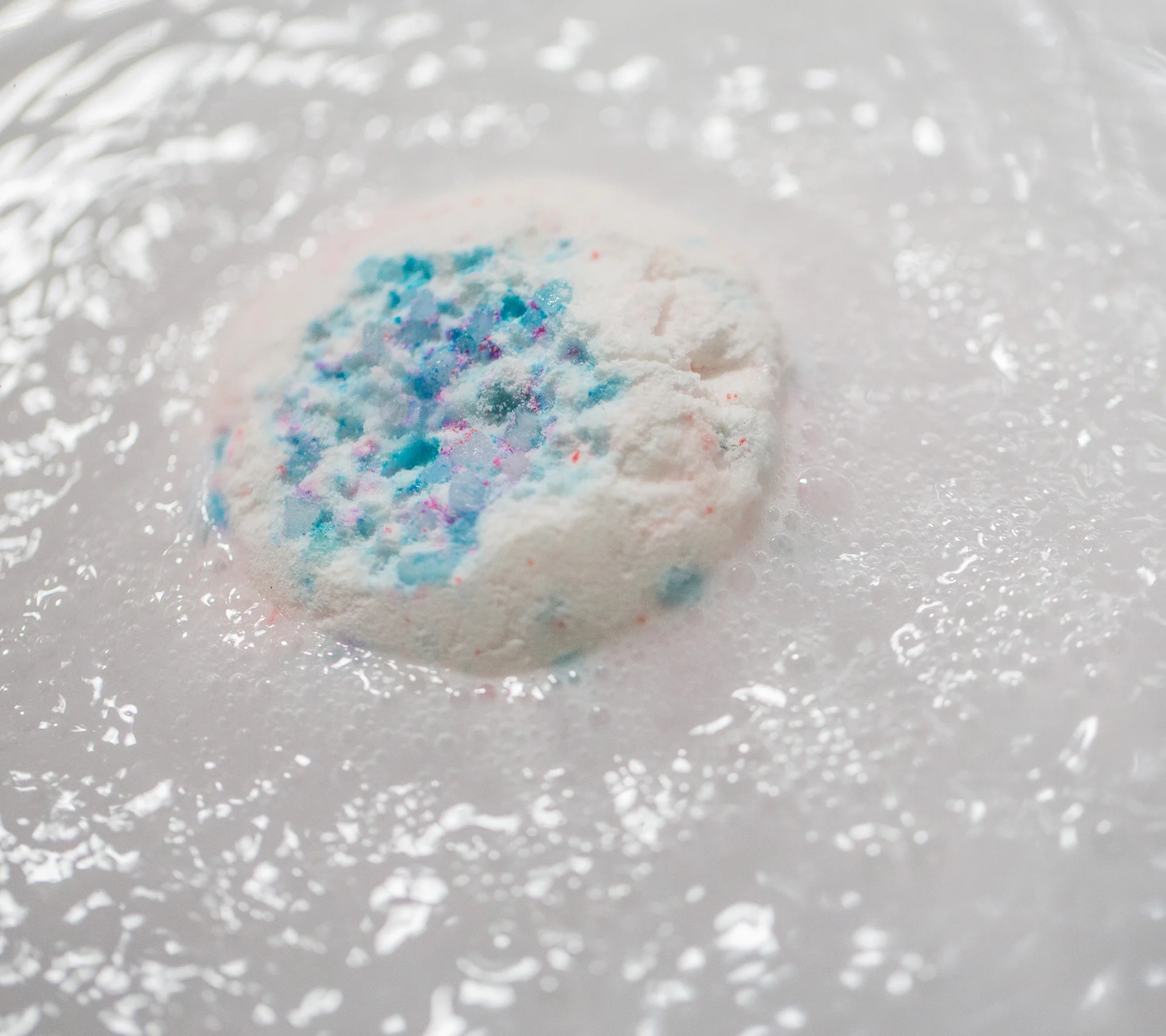 sakura_bath_bomb_hero_image_2020_a7445d6e